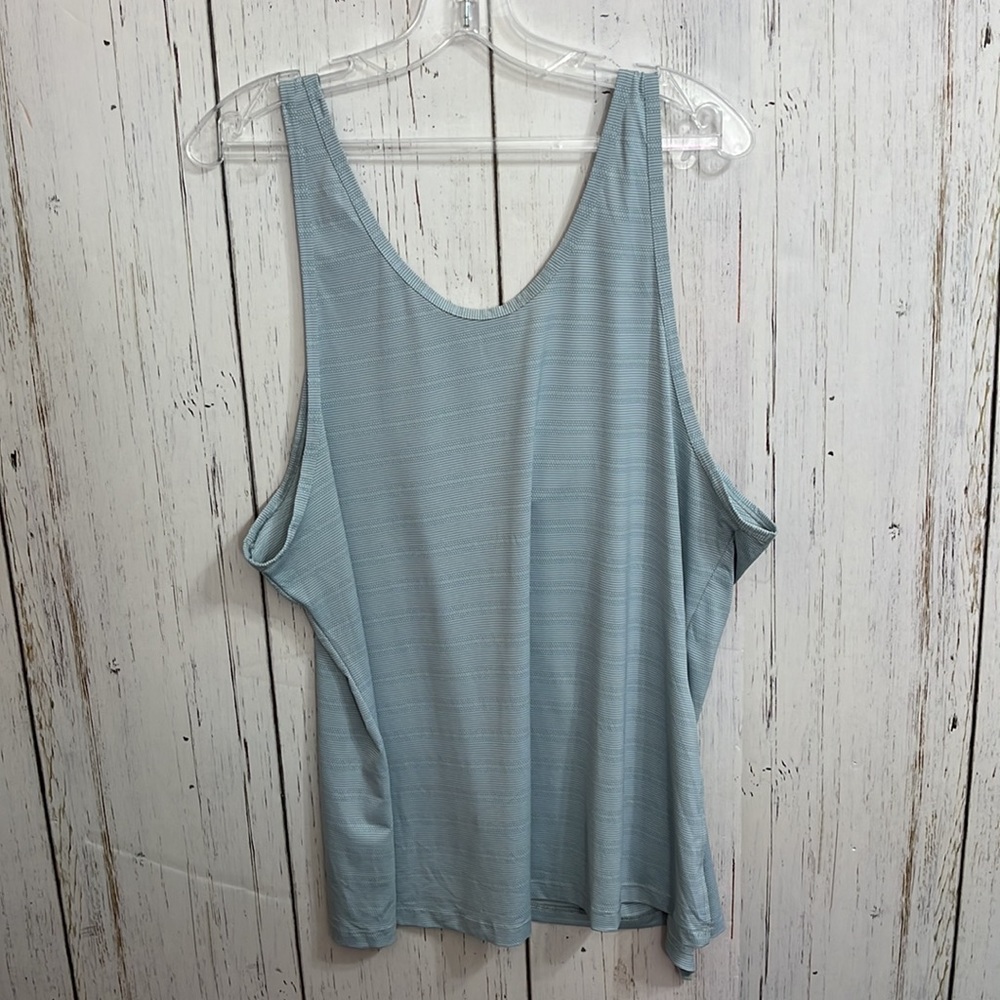 Athleta Gray Plunge Neck Tank Top XL